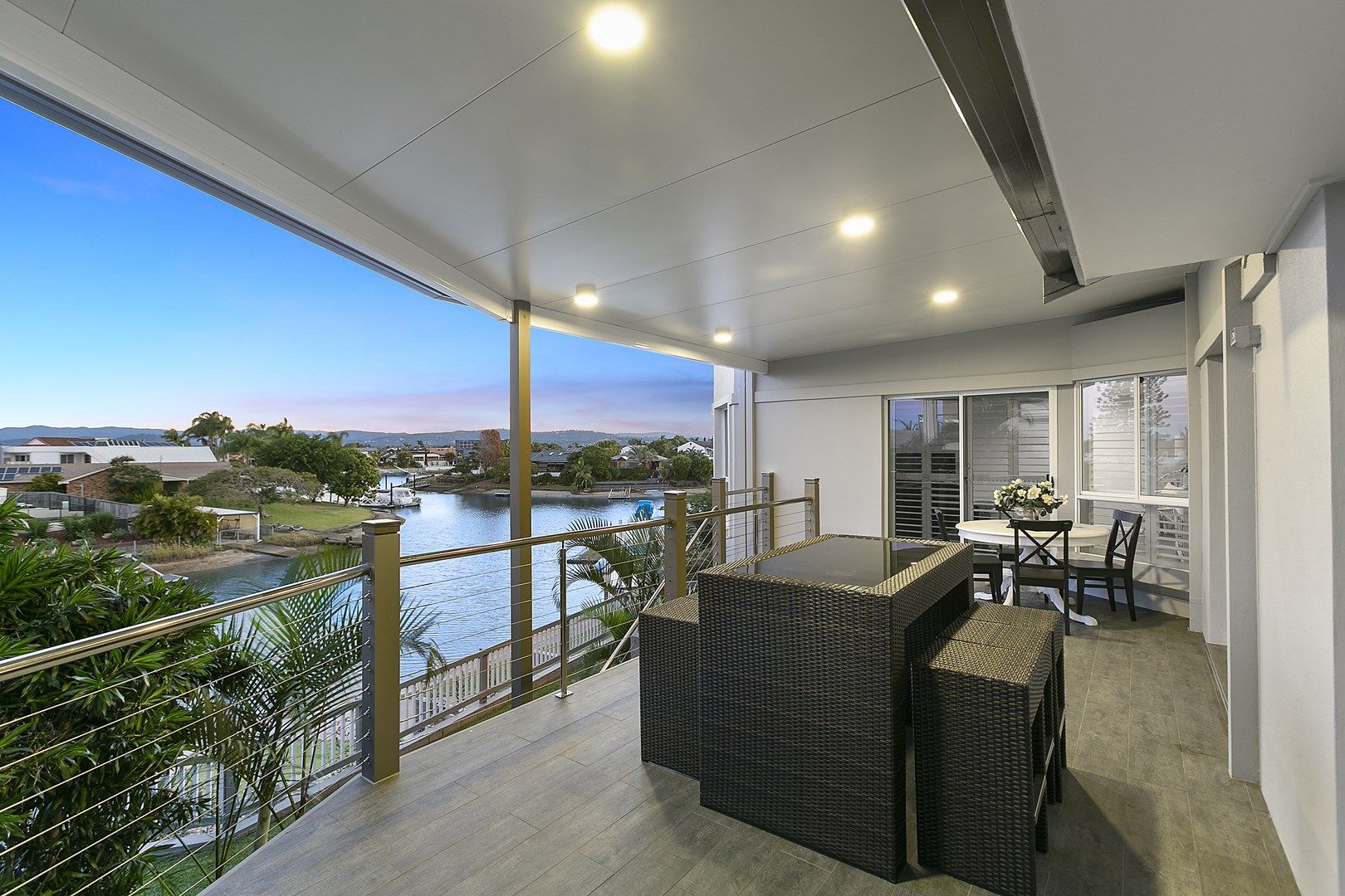 8 Adler Court, Benowa Waters QLD 4217, Image 2