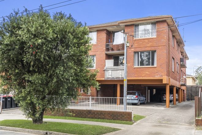 Picture of 2/8 Collimore Ave, LIVERPOOL NSW 2170