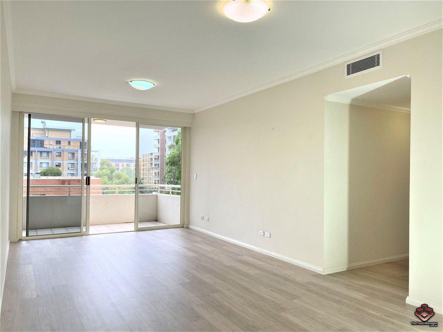 2 bedrooms Apartment / Unit / Flat in 58/20-22 Thomas Street WAITARA NSW, 2077