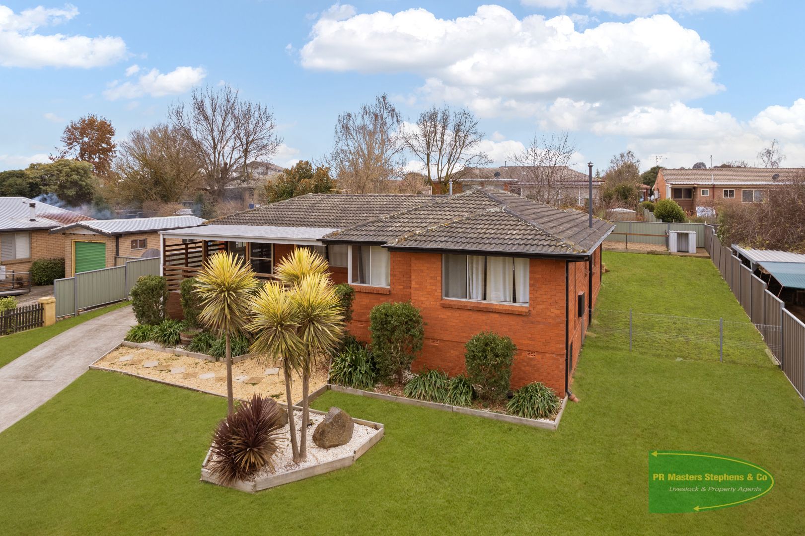 16 Torrens Street, Blayney NSW 2799, Image 2