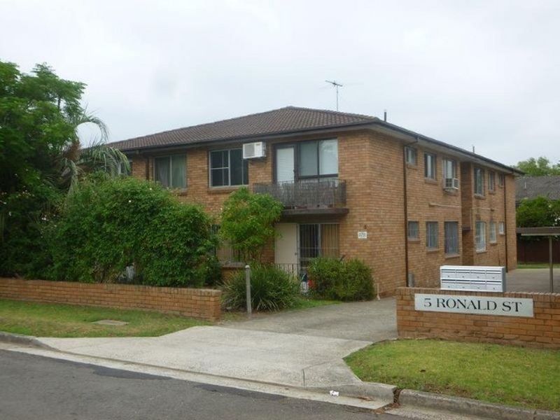 4/5 Ronald Street, Carramar NSW 2163, Image 0