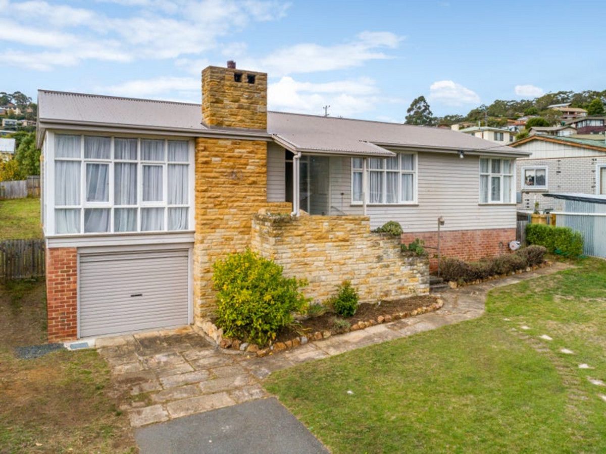 3 bedrooms House in 30 Kenton Road GEILSTON BAY TAS, 7015