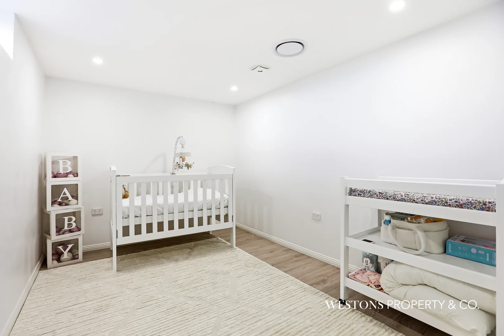 Additional image 7 of 33 McEwan Avenue, Winston Hills NSW 2153