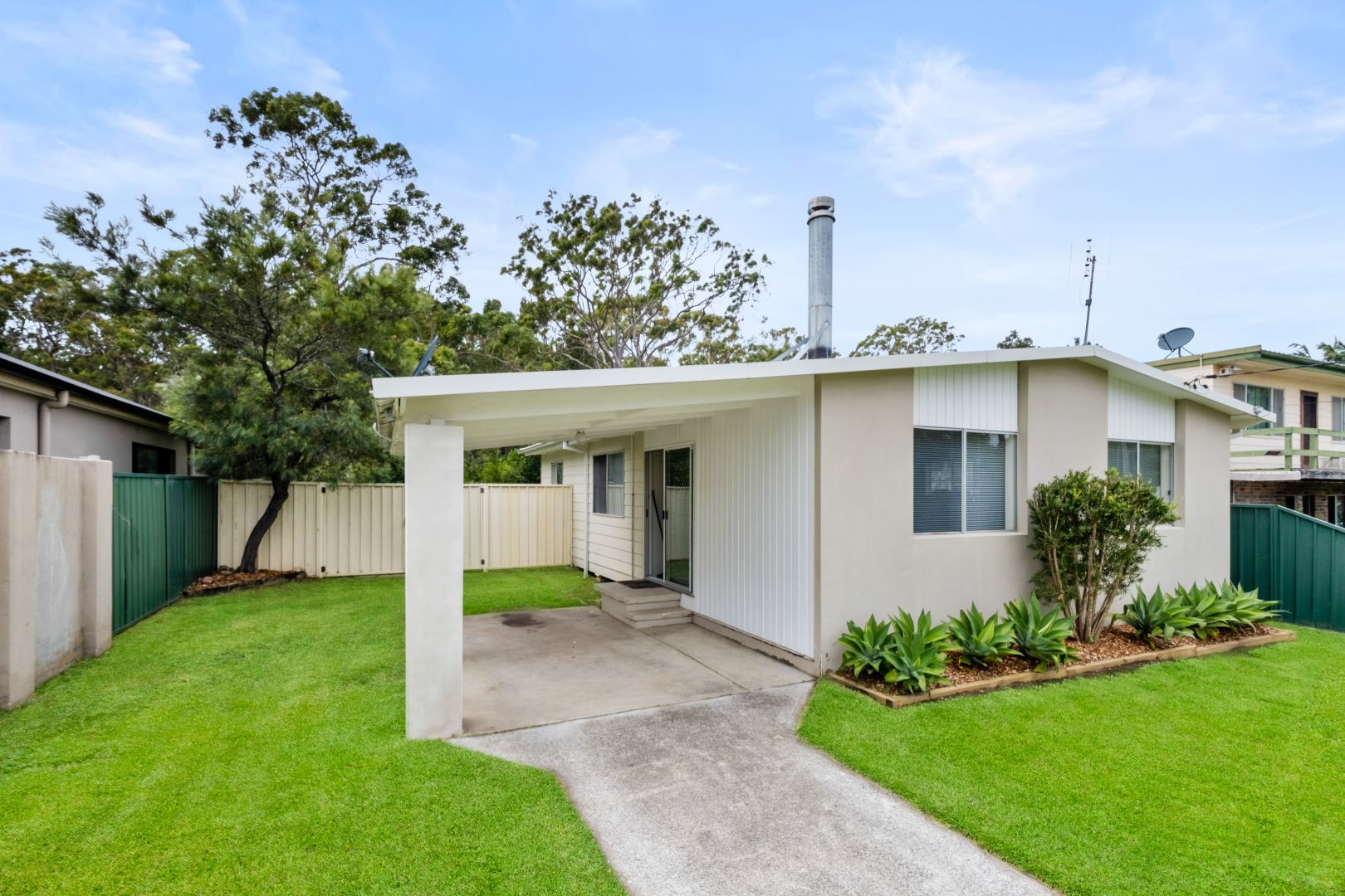 15 Trevally Avenue, Chain Valley Bay NSW 2259, Image 1