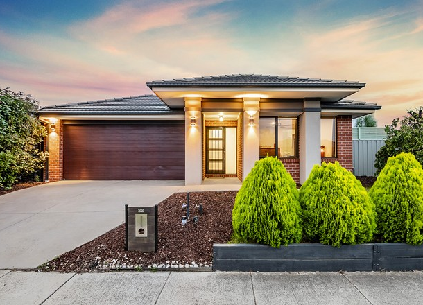 22 Macpherson Circuit, Cranbourne East VIC 3977