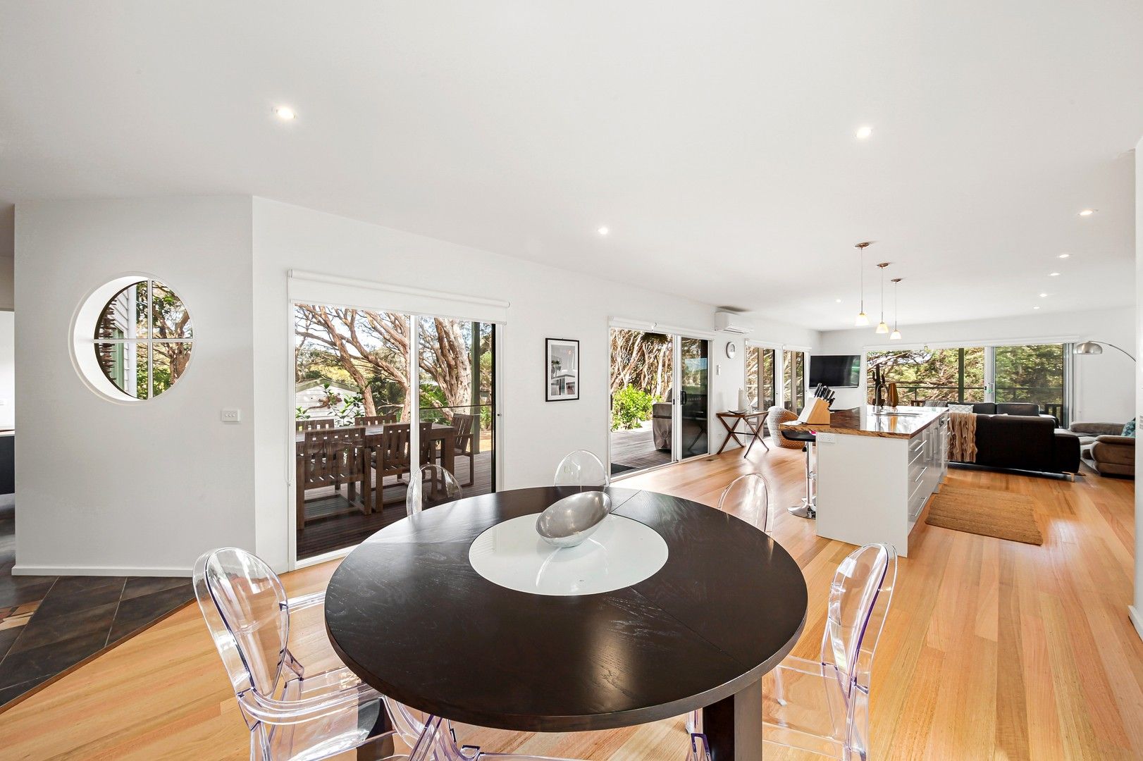 5 bedrooms House in 7 Beryl Ct RYE VIC, 3941