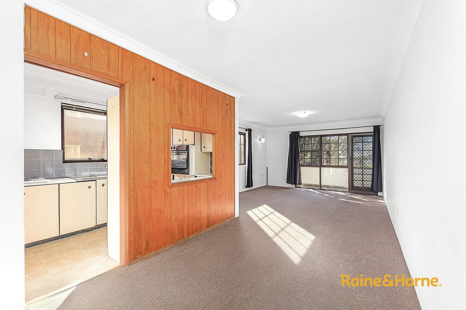 2 bedrooms Apartment / Unit / Flat in 4/8-10 MORWICK STREET STRATHFIELD NSW, 2135