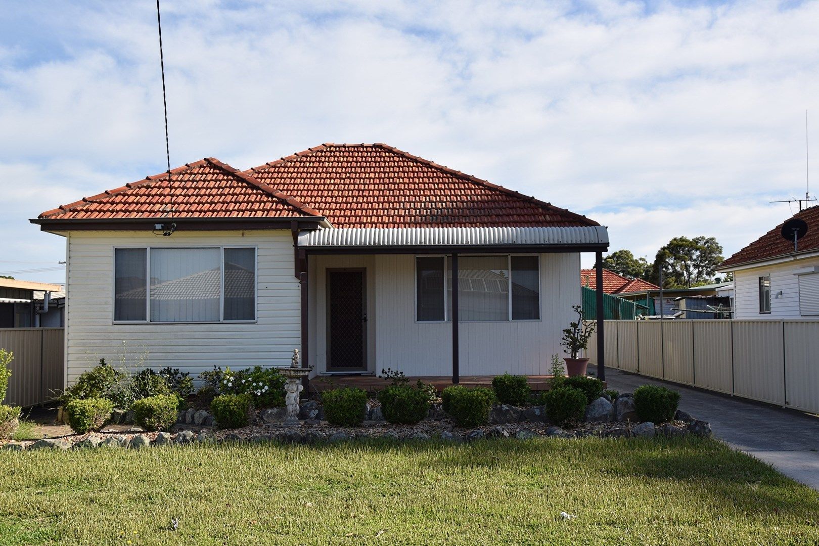2 bedrooms House in 49 Seventh Street BOOLAROO NSW, 2284