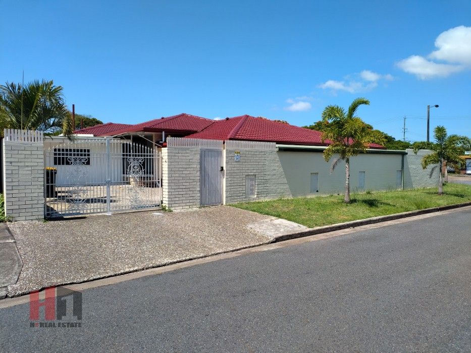 1 bedrooms House in Rm3/57 Chauvin Street ROBERTSON QLD, 4109