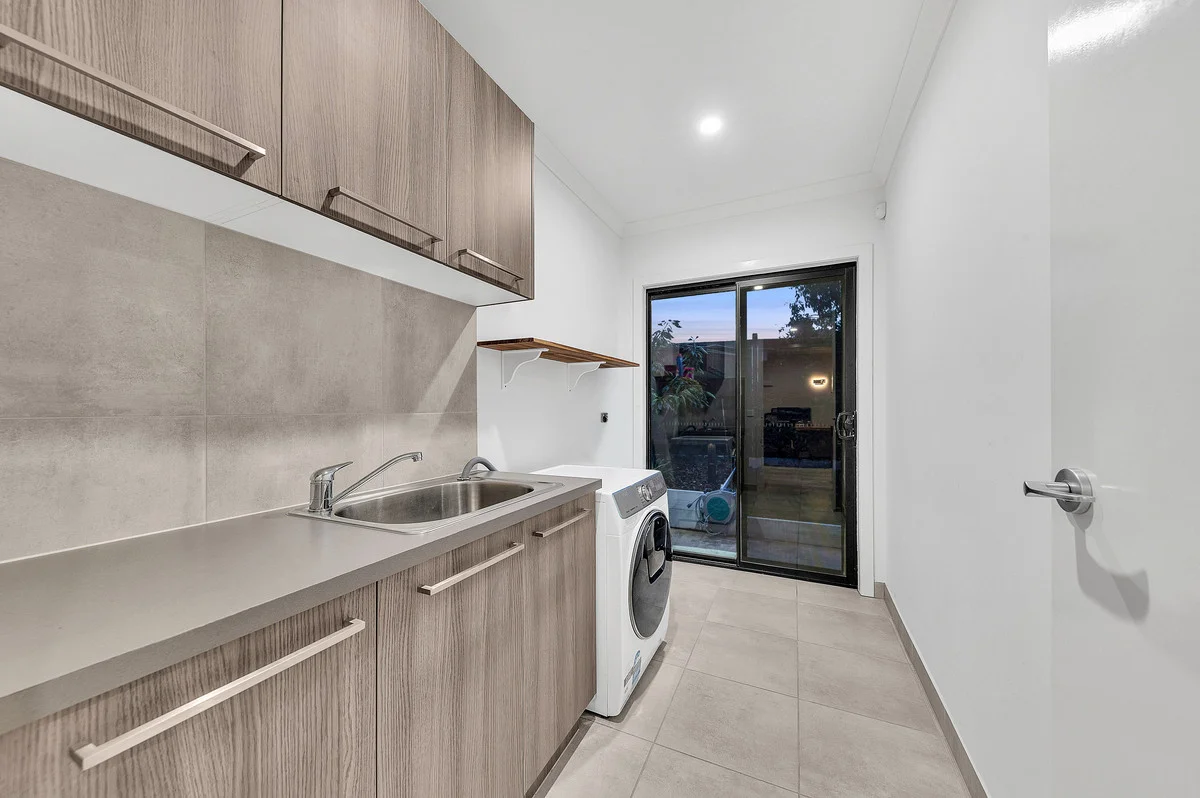Additional image 26 of 22 Watermint Way, Clyde North VIC 3978