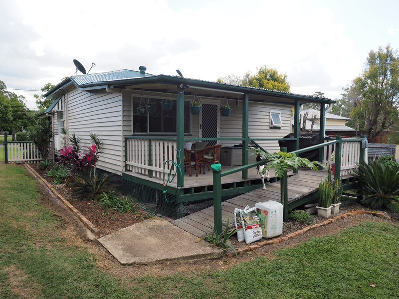 66 Mayne Street, Tiaro QLD 4650, Image 2