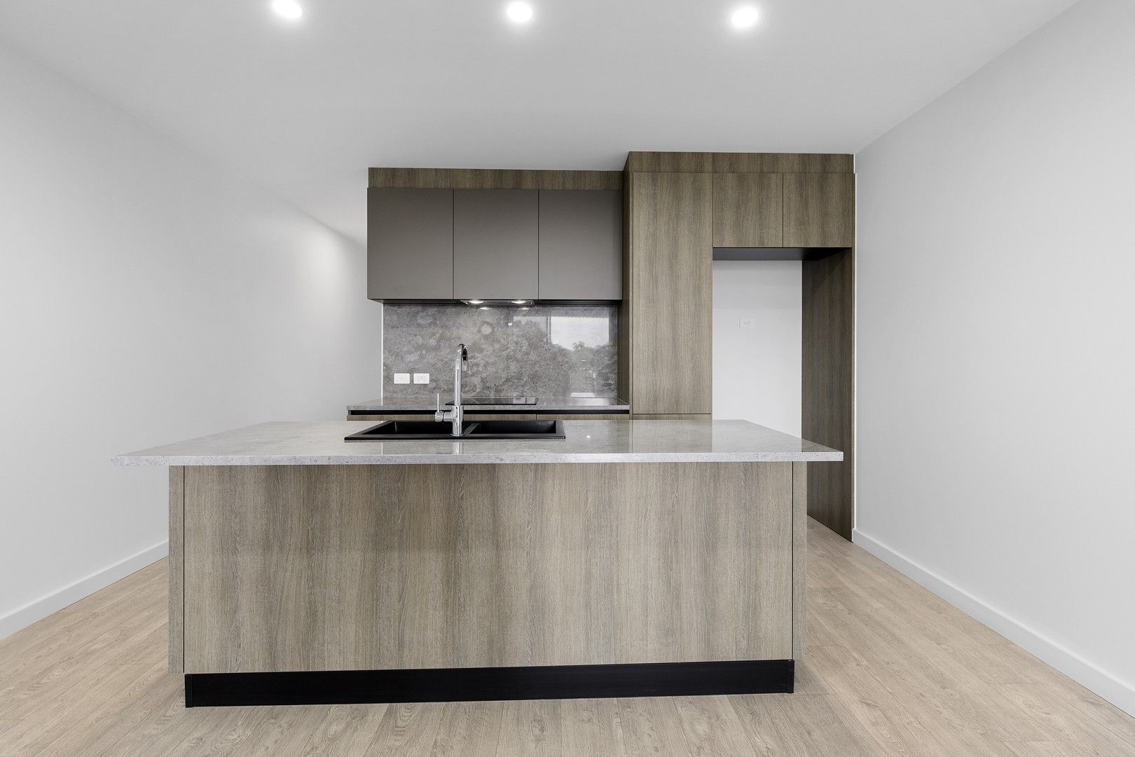 2 bedrooms Apartment / Unit / Flat in 302/135 Eugaree Street SOUTHPORT QLD, 4215