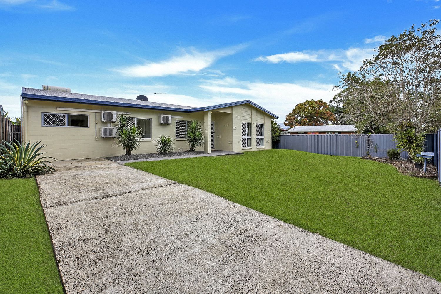 2 Paradise Close, White Rock QLD 4868, Image 2