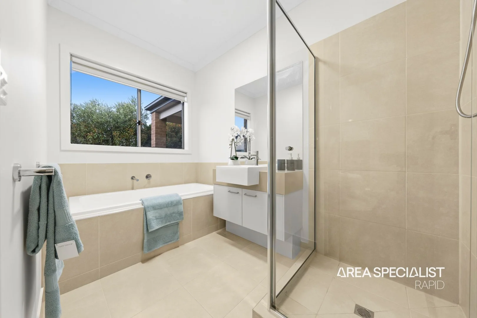 Additional image 13 of 4 Almondbank Road, Cranbourne East VIC 3977