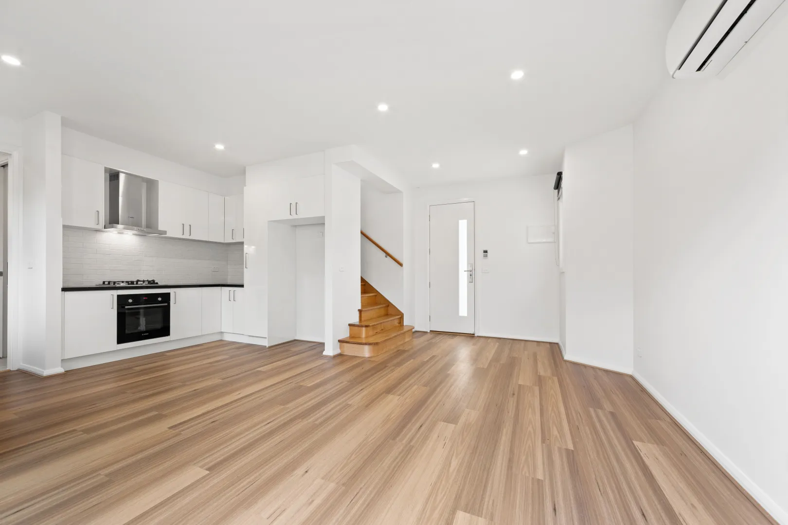 Luxury Living in the Prestigious Matthews Hill Precinct - View 2