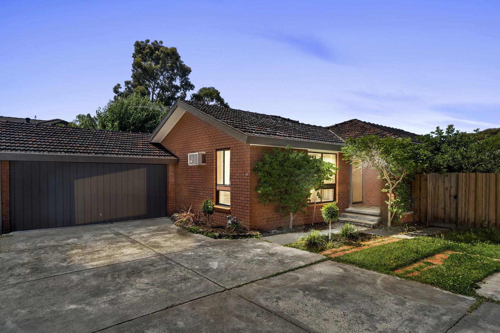2/62 Livingstone Street, Ivanhoe Property History & Address Research