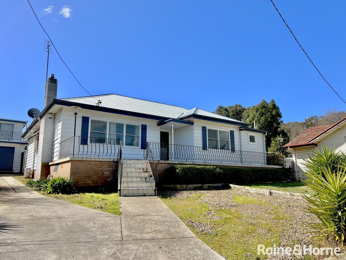 31 Whiteman Avenue, Young NSW 2594, Image 0