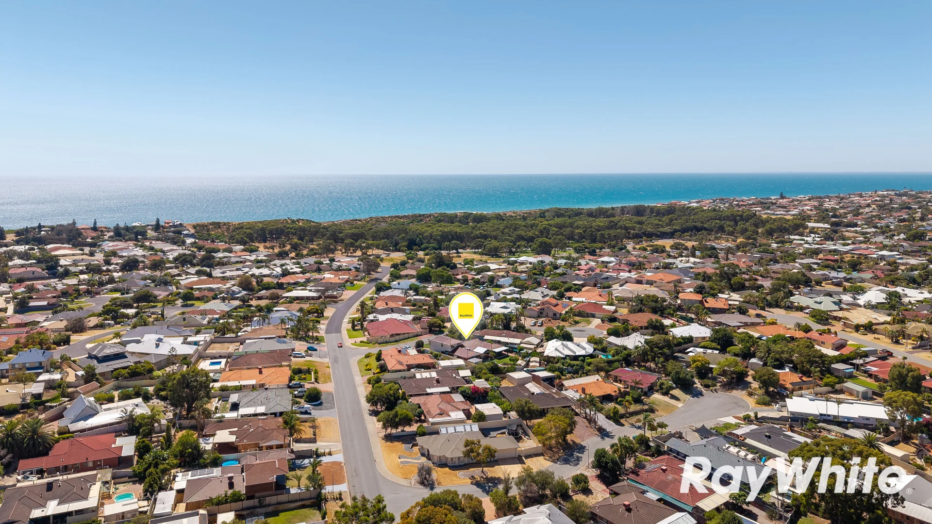 Additional image 26 of 2 Nutans Court, Halls Head WA 6210