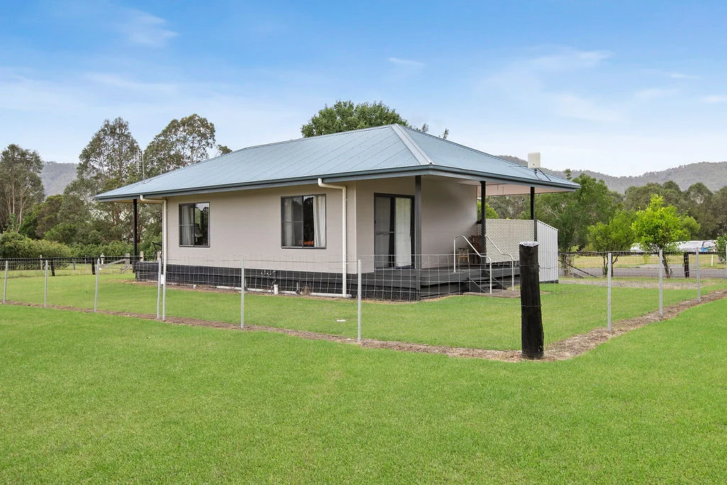 Additional image 14 of 2 Ironbark Close, Gloucester NSW 2422