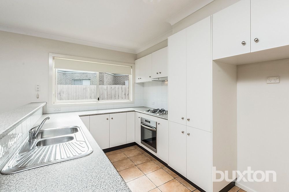 2/17 Godfrey Street, East Geelong VIC 3219, Image 1