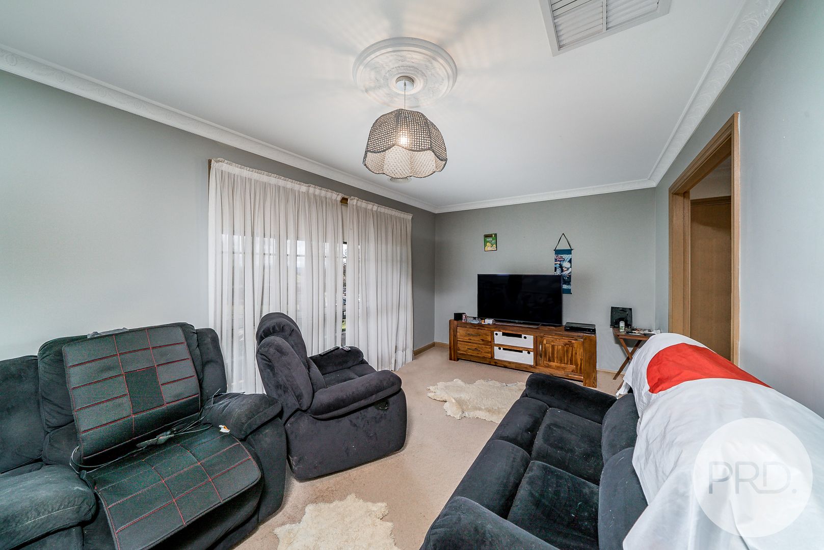 53 Brooklyn Drive, Bourkelands NSW 2650, Image 2