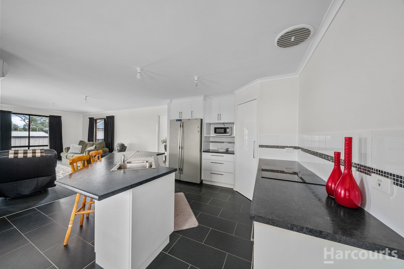 7 Meethenar Street, Carlton TAS 7173, Image 2