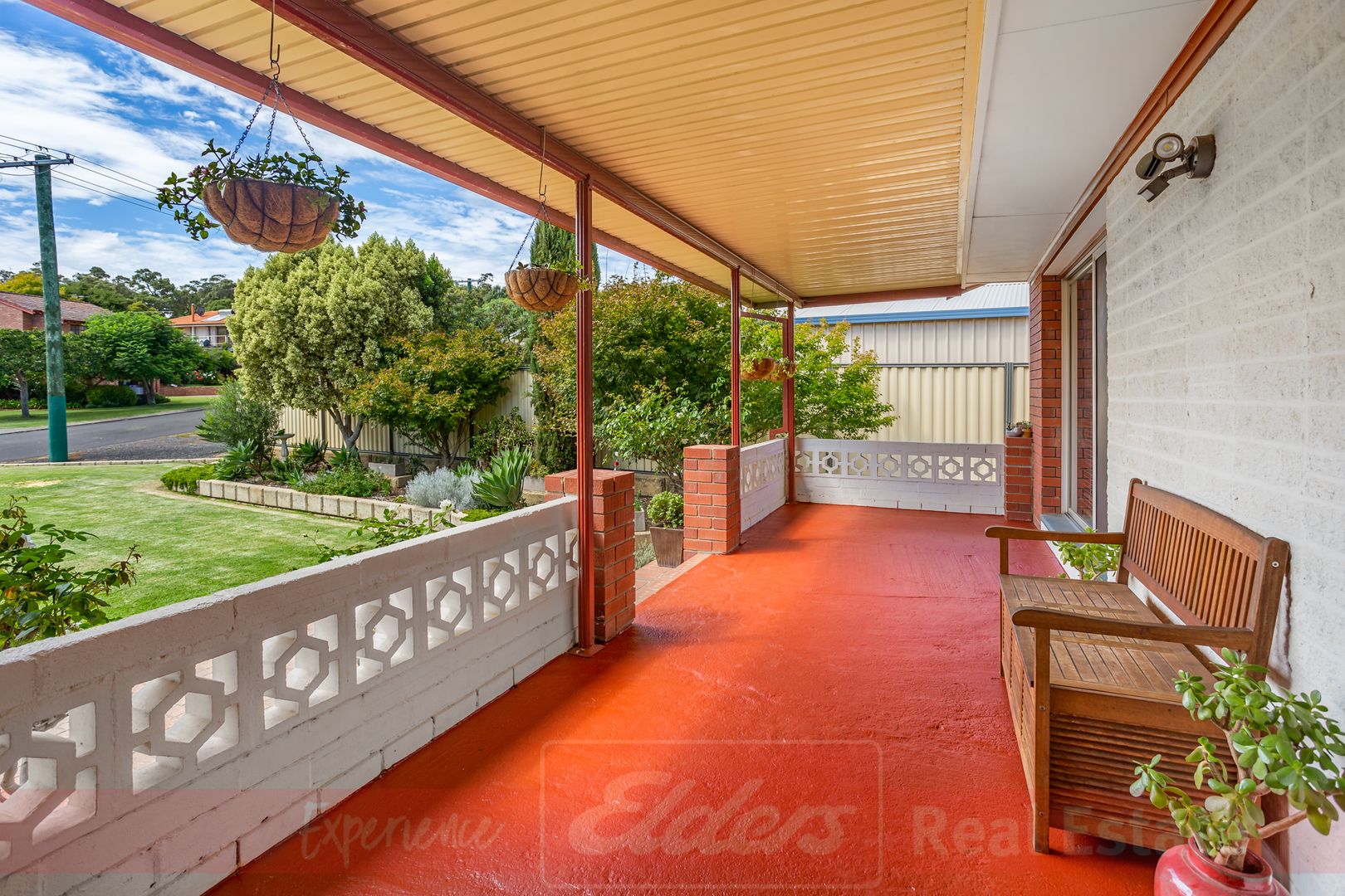 13 Hillside Road, Harvey WA 6220, Image 2