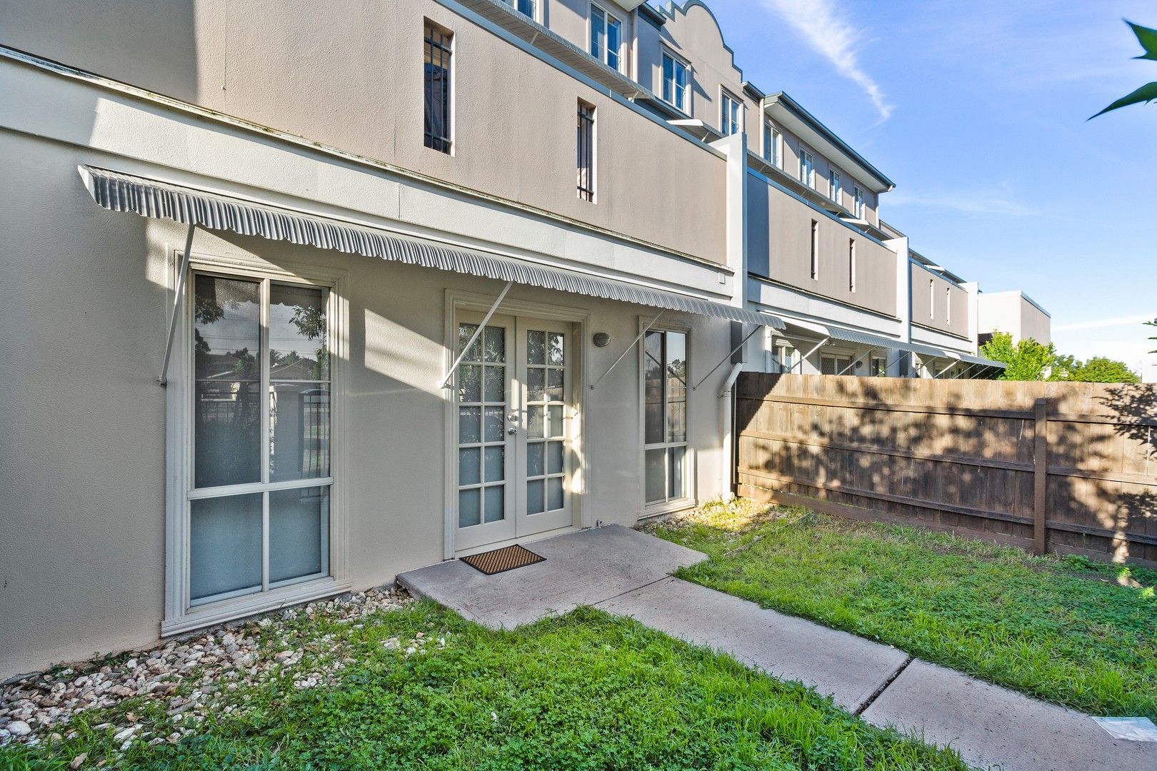 2 bedrooms Apartment / Unit / Flat in 3/250-254 Sunshine Avenue KEALBA VIC, 3021