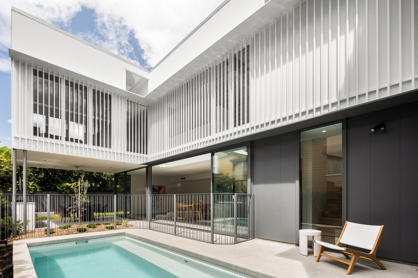 5 bedrooms House in 64 Lilley Street HENDRA QLD, 4011