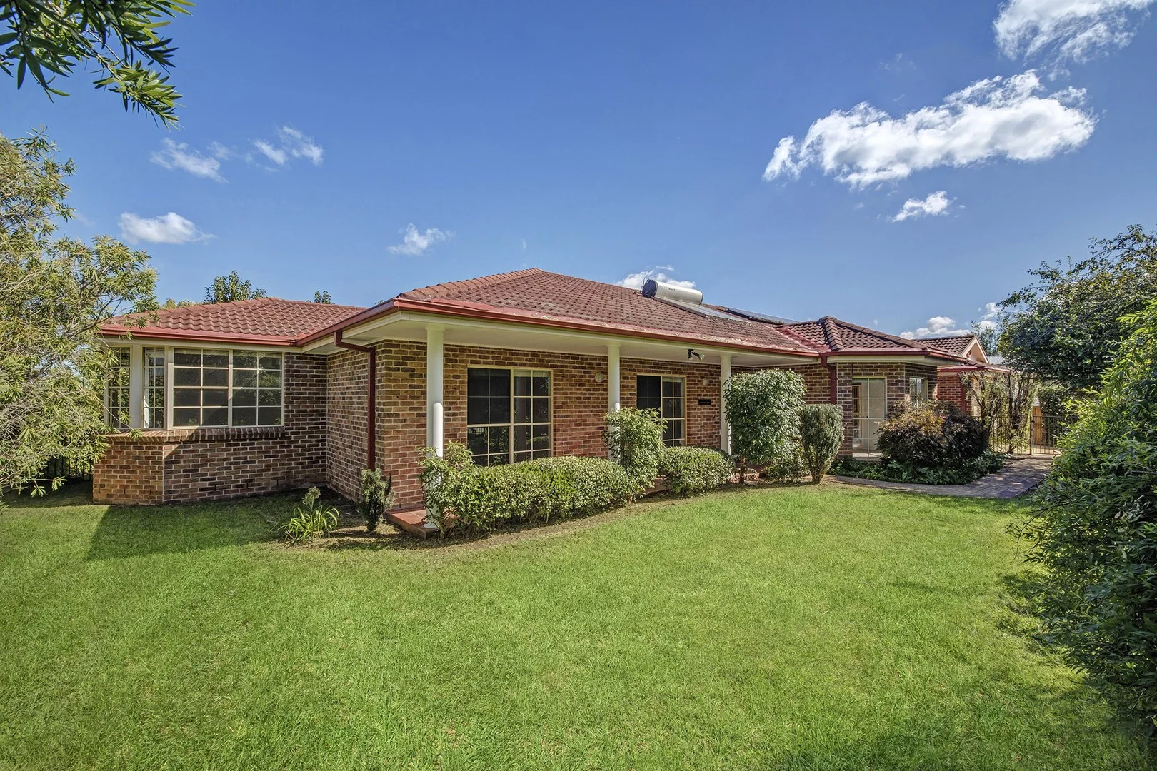 27 Oxley Drive, Bowral NSW 2576