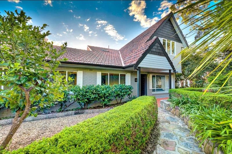 5 bedrooms House in 49 Primula Street LINDFIELD NSW, 2070