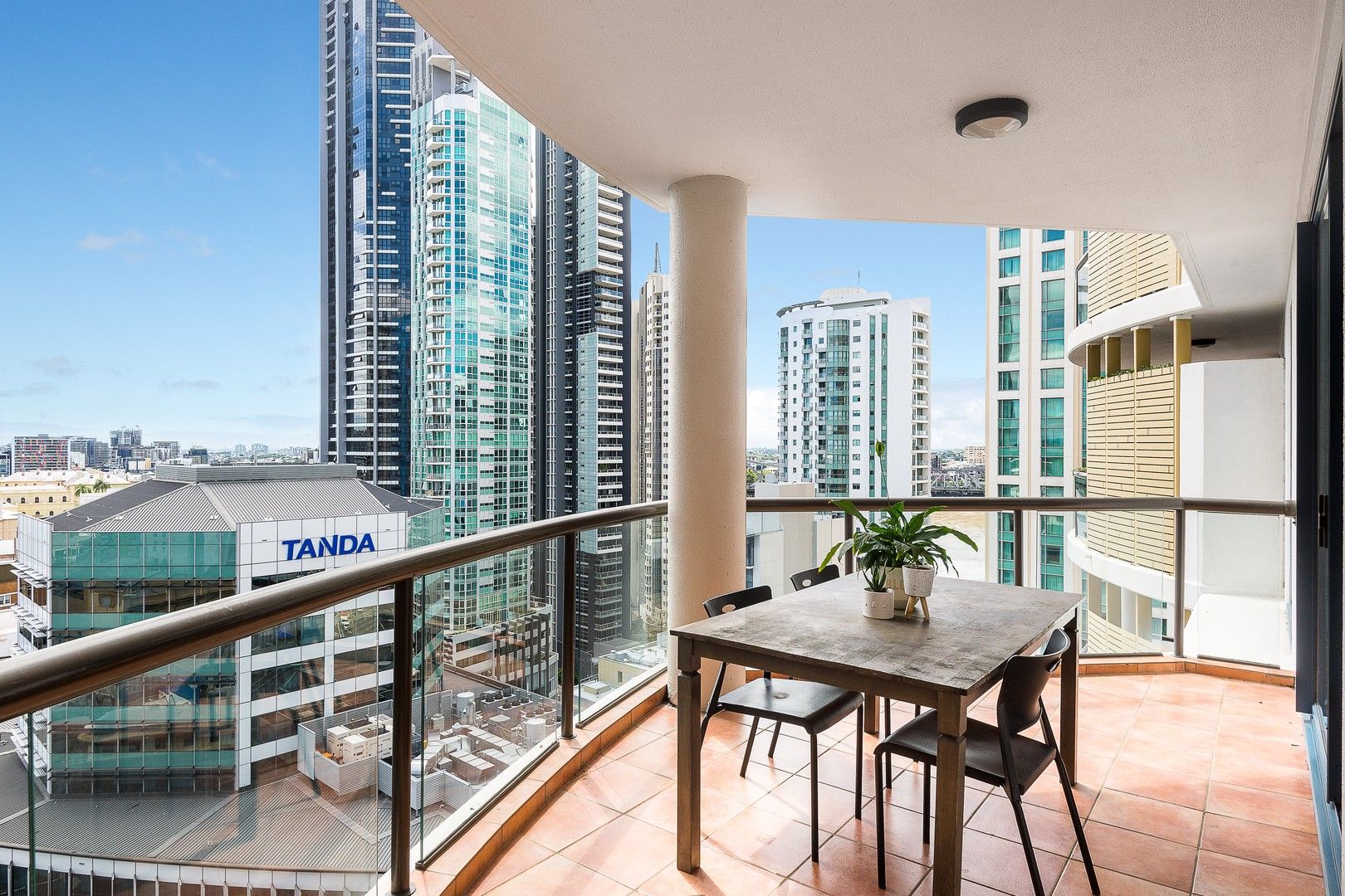 2 bedrooms Apartment / Unit / Flat in 59/540 Queen Street BRISBANE CITY QLD, 4000