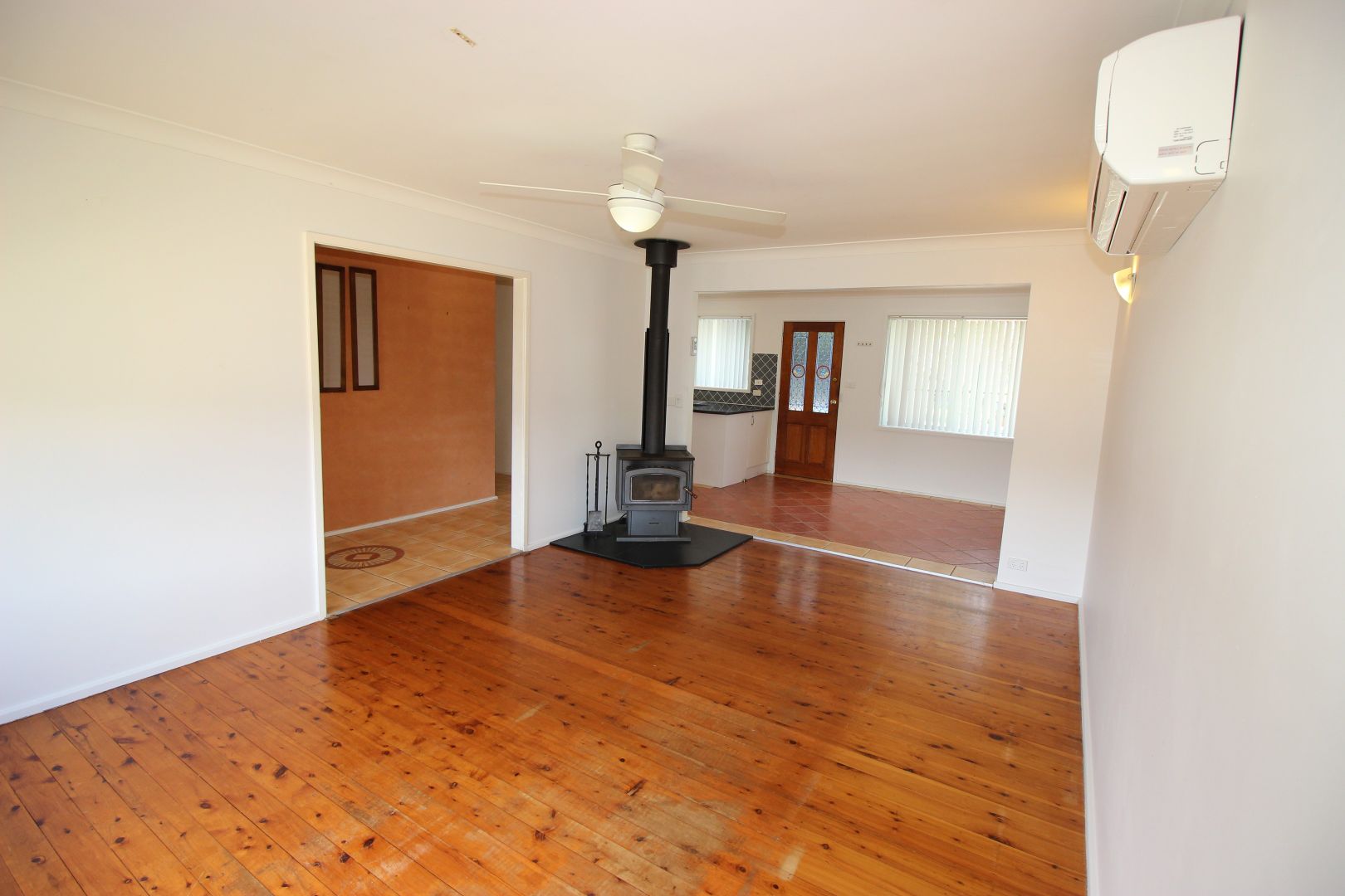 72 Old Belmont Road, Belmont North NSW 2280 House For Rent 630