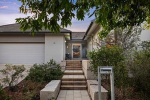 8 clyde court wakerley qld 4154 online