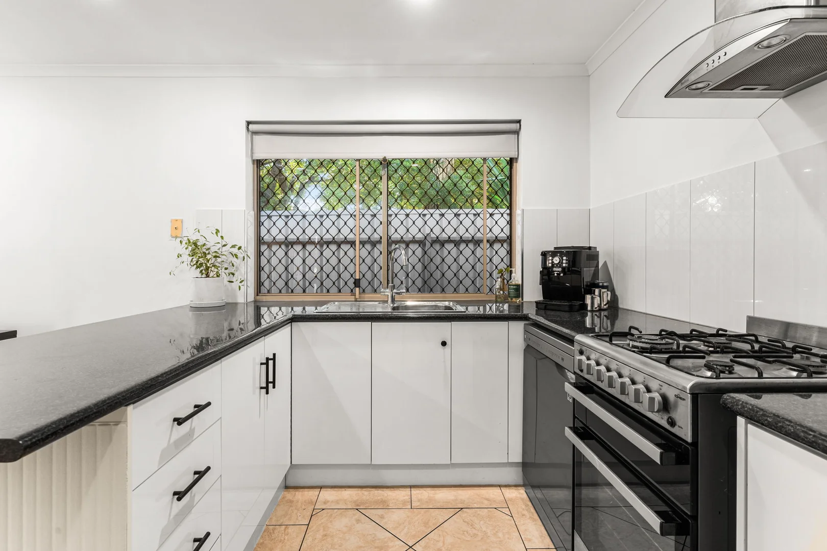 Additional image 6 of 10/306 Victoria Road, Largs North SA 5016