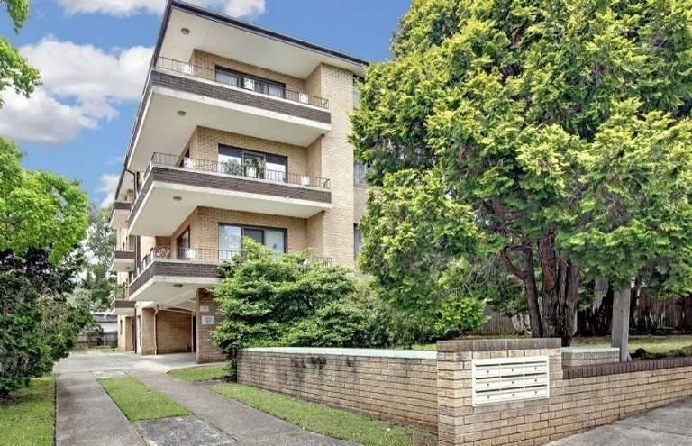 2 bedrooms Apartment / Unit / Flat in 4/ 37-39 Bland Street ASHFIELD NSW, 2131