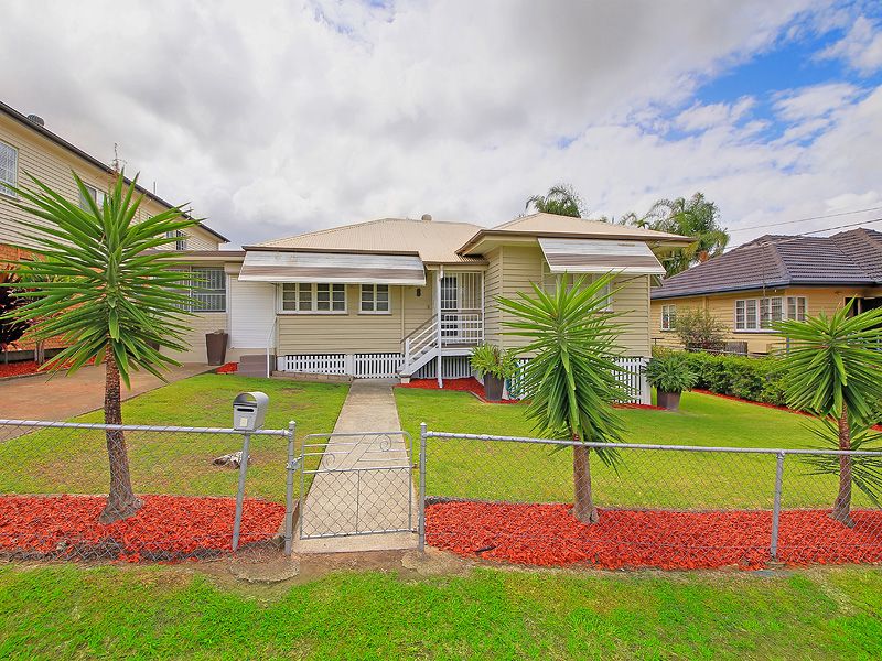 8 Ursus Street, Seven Hills QLD 4170, Image 0