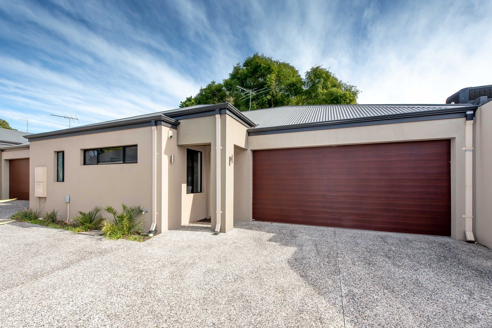 3 bedrooms Villa in 7B Dodds Place INNALOO WA, 6018