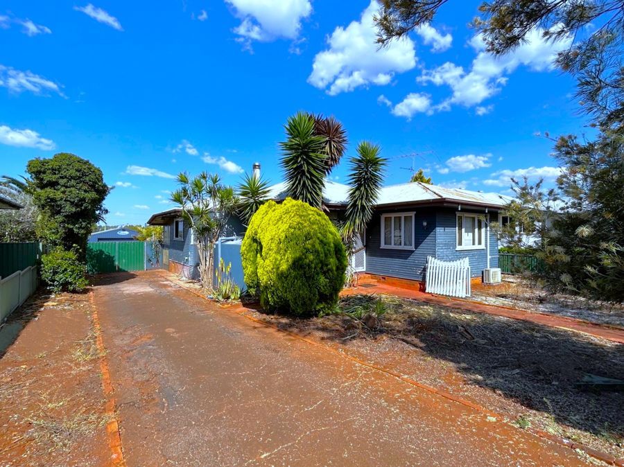 24 Blackdown Street, Harristown QLD 4350, Image 1