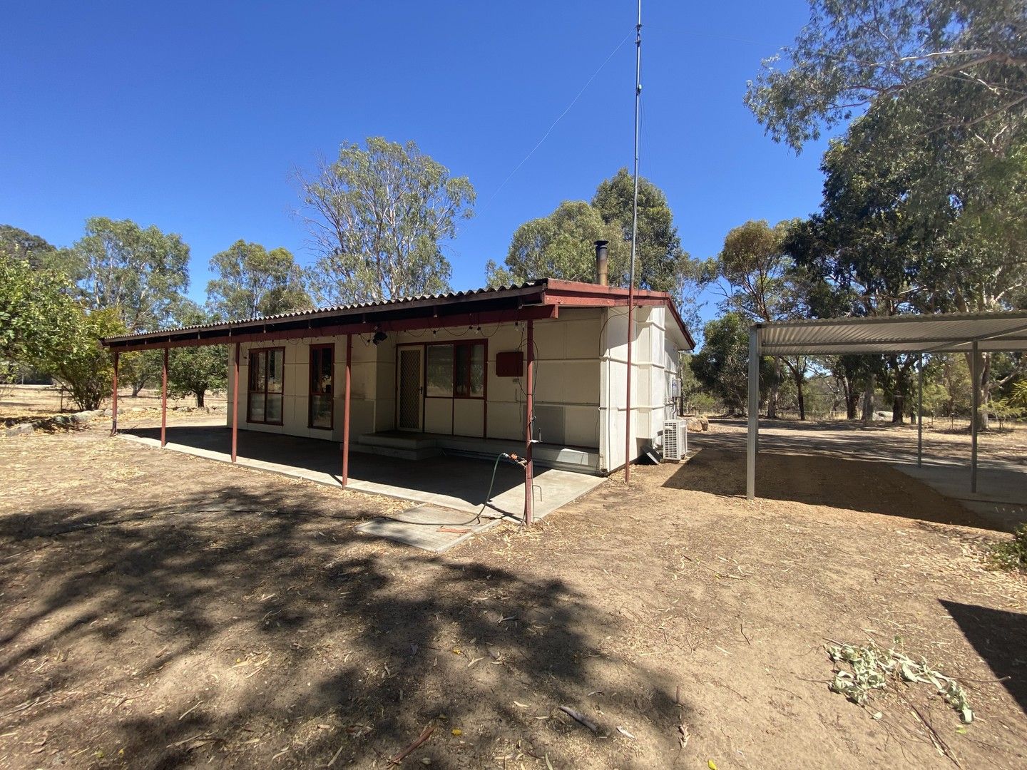 4844 Great Eastern Highway, Bakers Hill WA 6562 House for Rent