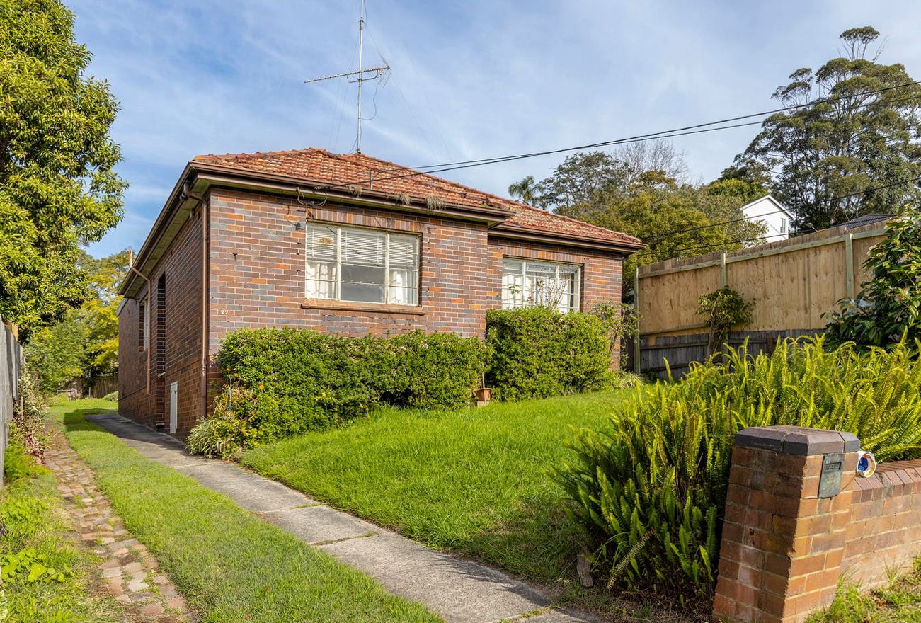 3 bedrooms House in 27 Gulliver Street BROOKVALE NSW, 2100