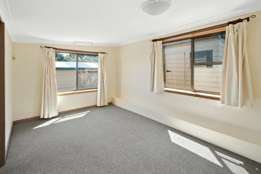 Additional image 12 of 55 Buena Vista Avenue, Lake Heights NSW 2502