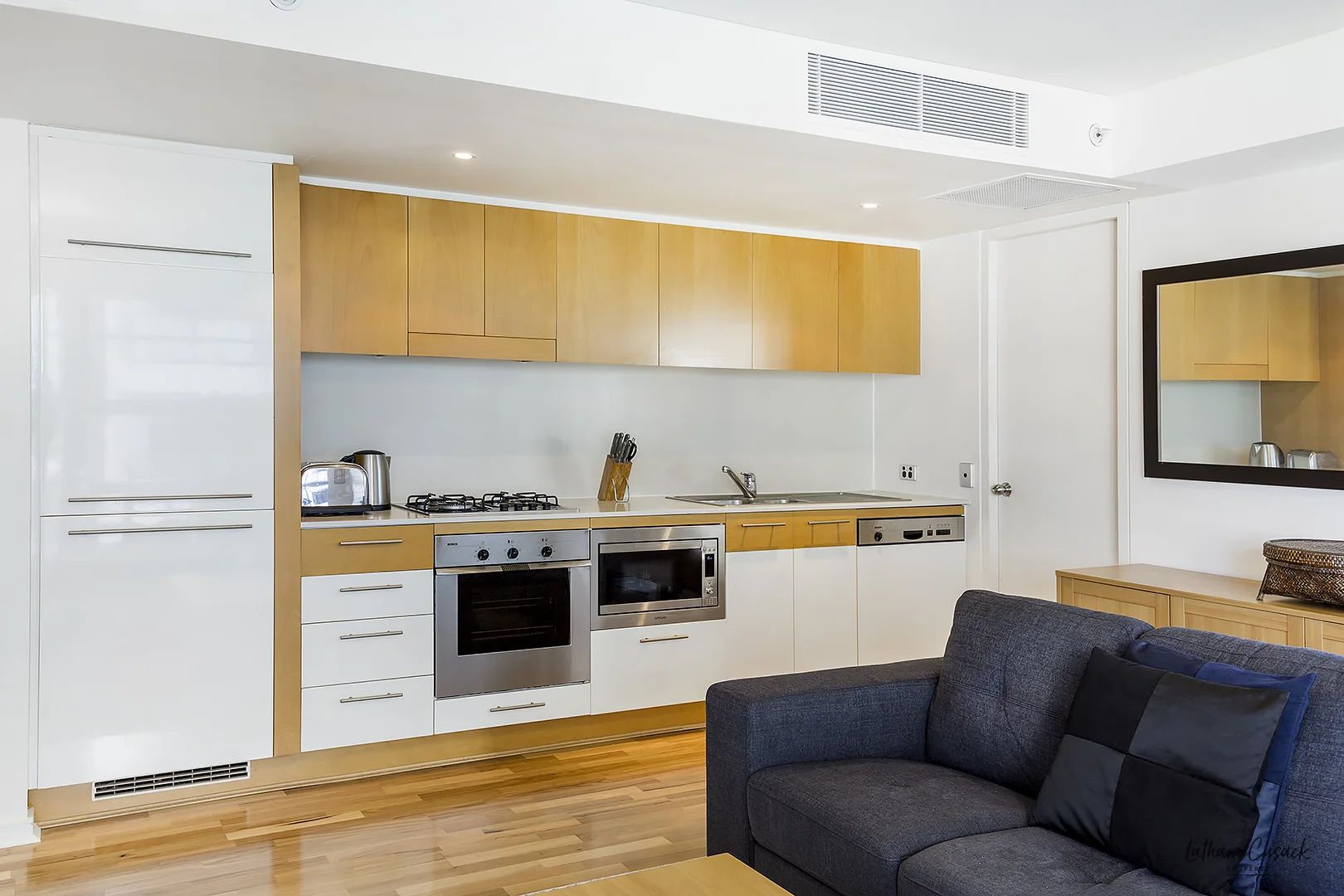 Additional image 6 of 2005/30 Glen Street, Milsons Point NSW 2061