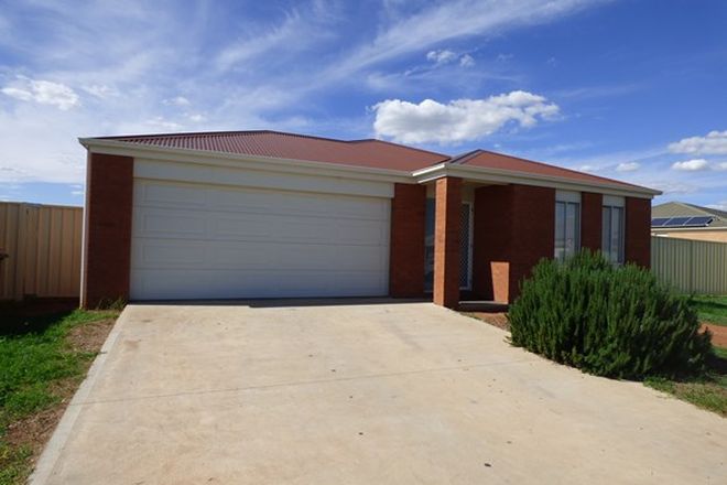 11 3 Bedroom Houses For Sale In Griffith Nsw 2680 Domain
