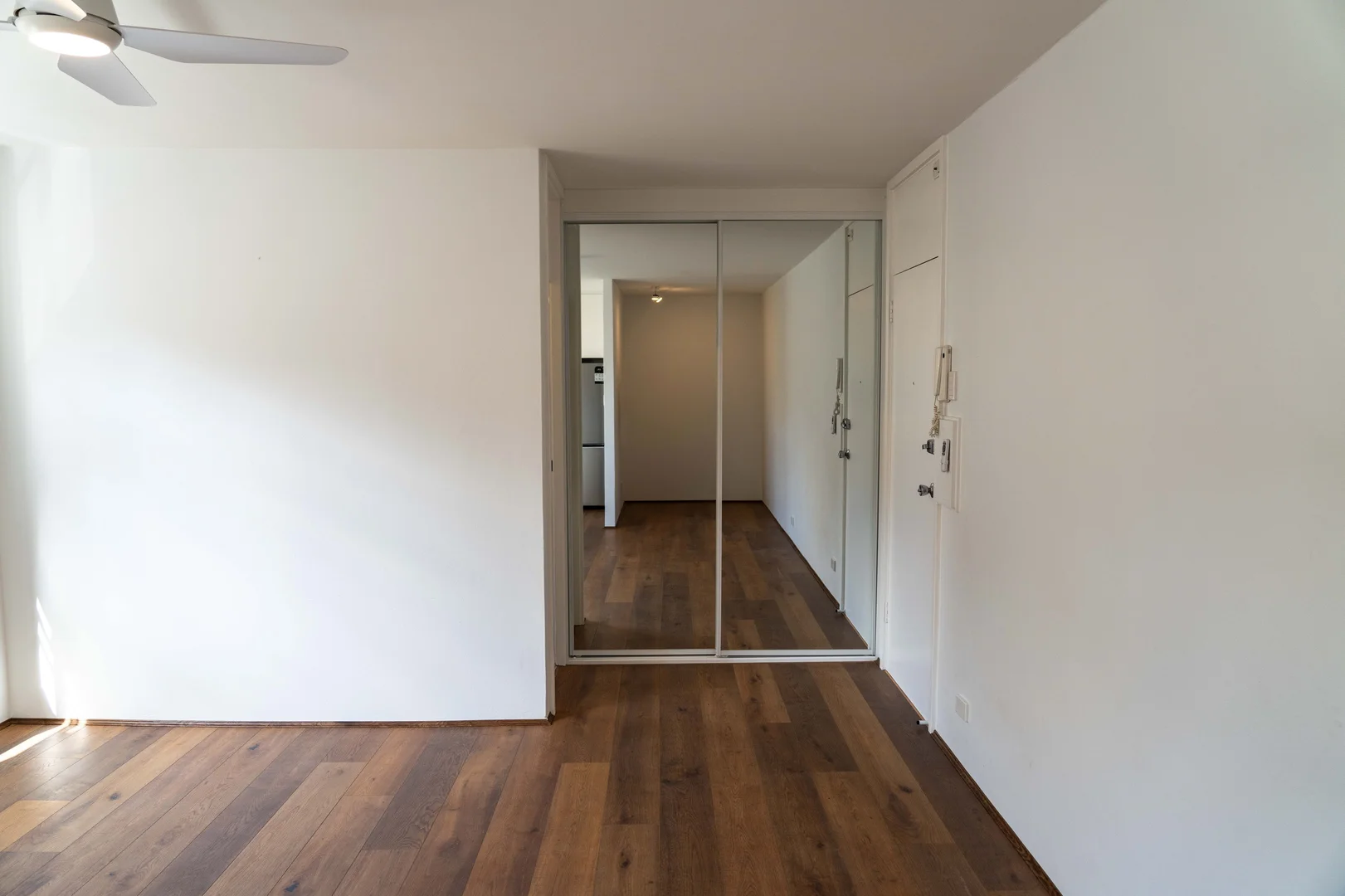 Additional image 5 of 16/16-18 Roslyn Gardens, Elizabeth Bay NSW 2011