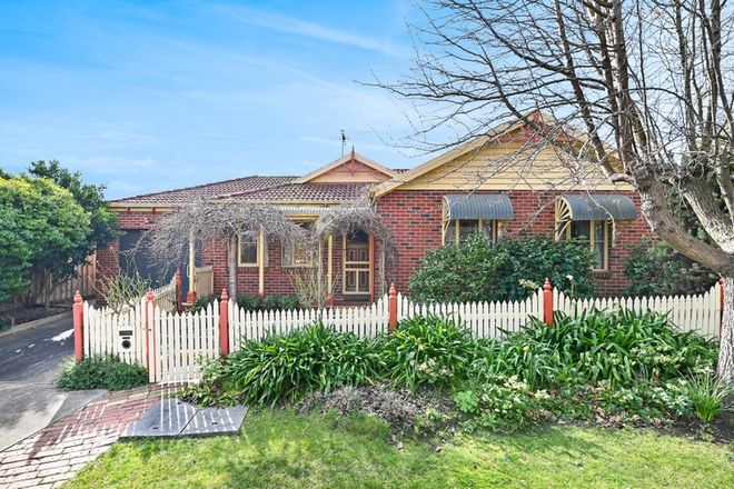 Picture of 15 Magarra Crescent, BERWICK VIC 3806