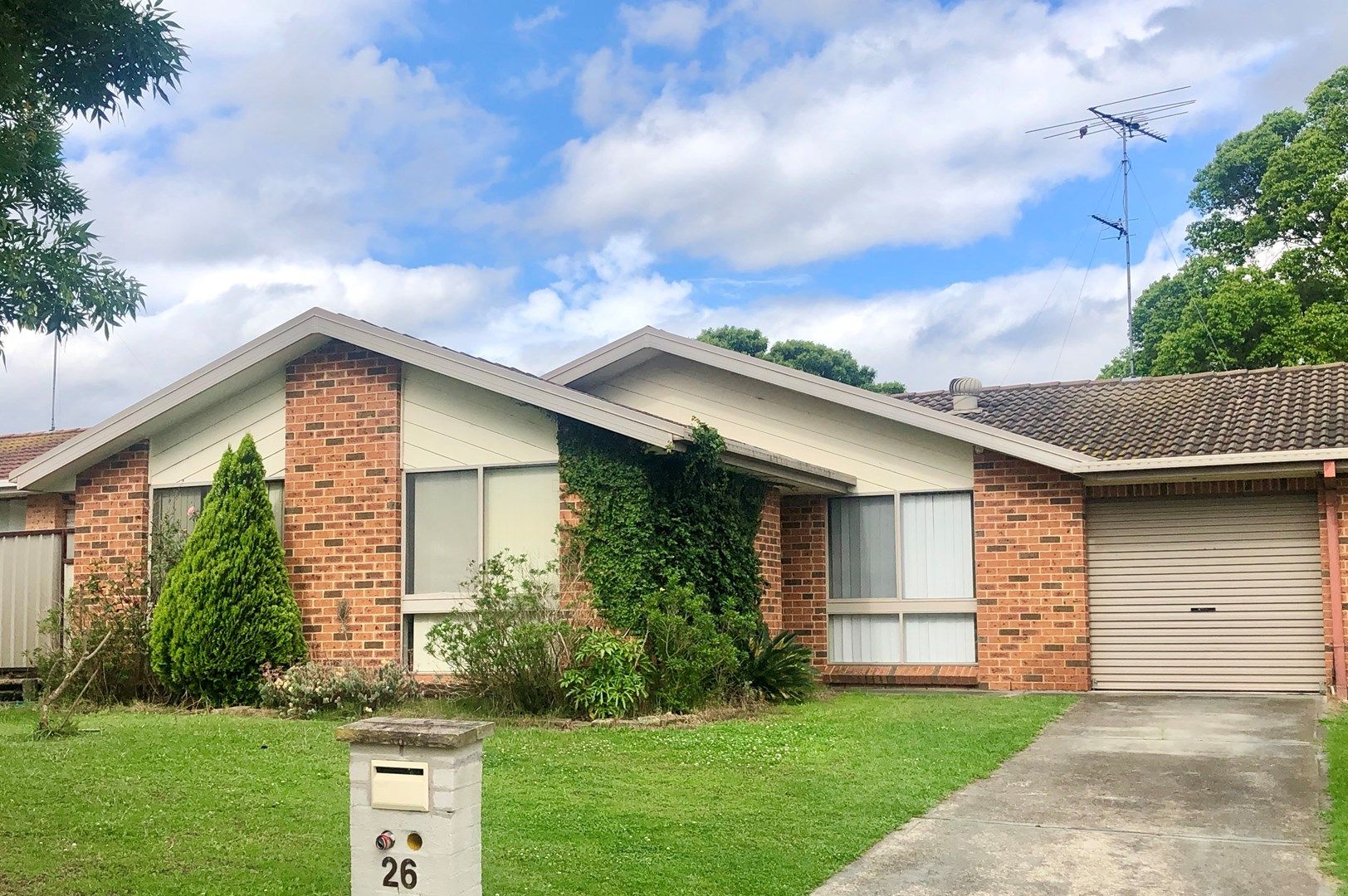 4 bedrooms House in 26 Camilleri Avenue QUAKERS HILL NSW, 2763