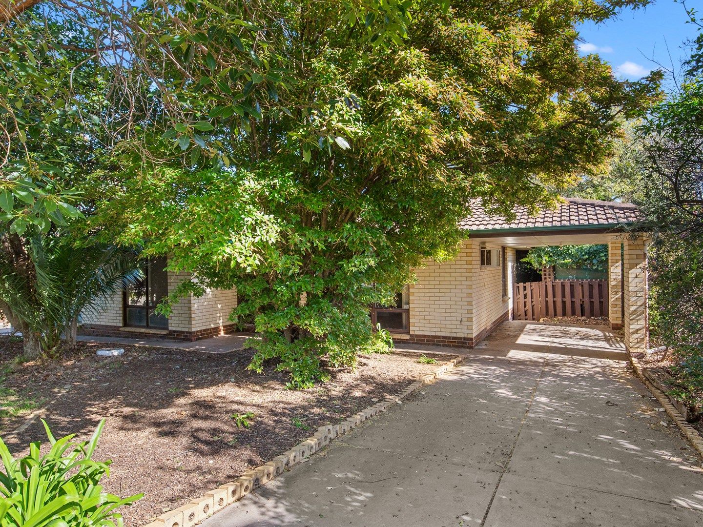 33 Meadow Way, Hackham West SA 5163, Image 0