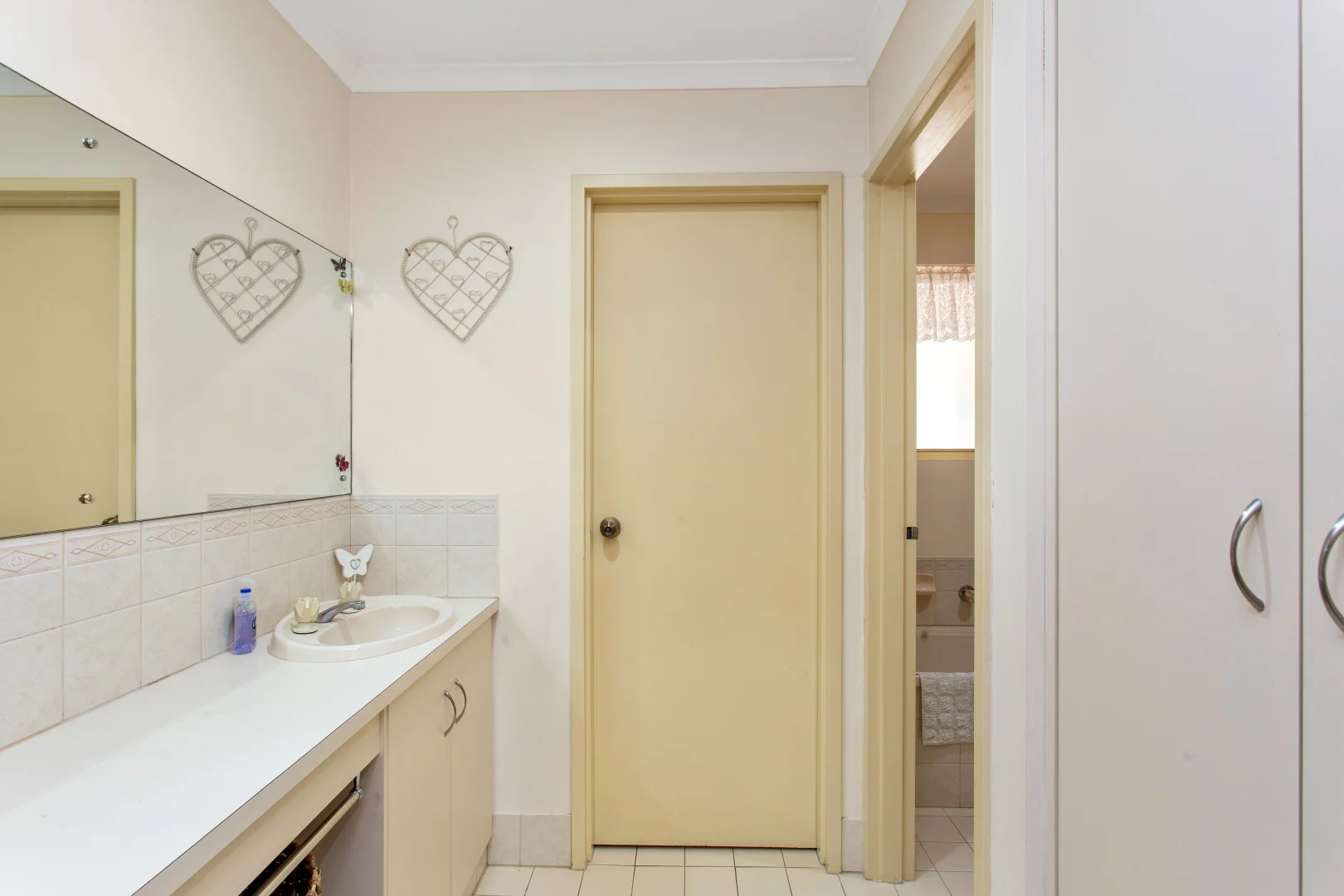 Additional image 7 of 12 Barossa Way, Woodcroft SA 5162