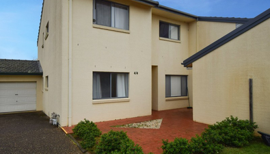 Picture of Unit 4/4 Old Barracks Lane, YOUNG NSW 2594